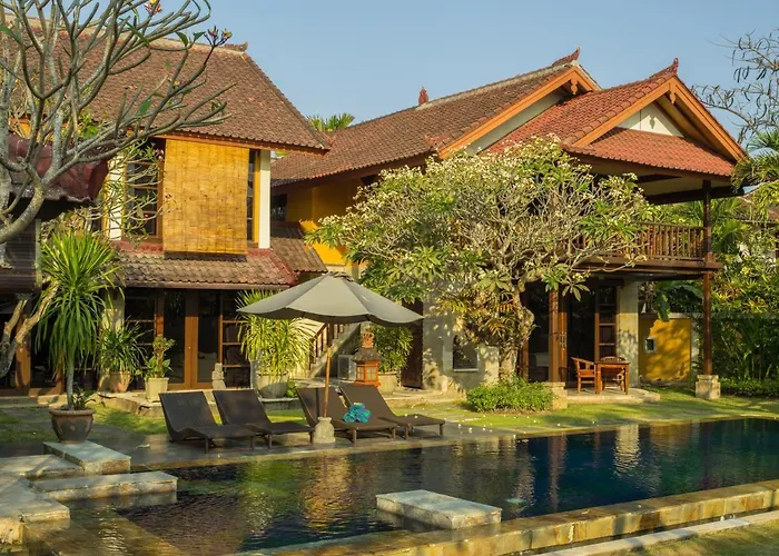 Rumah Bali 4*