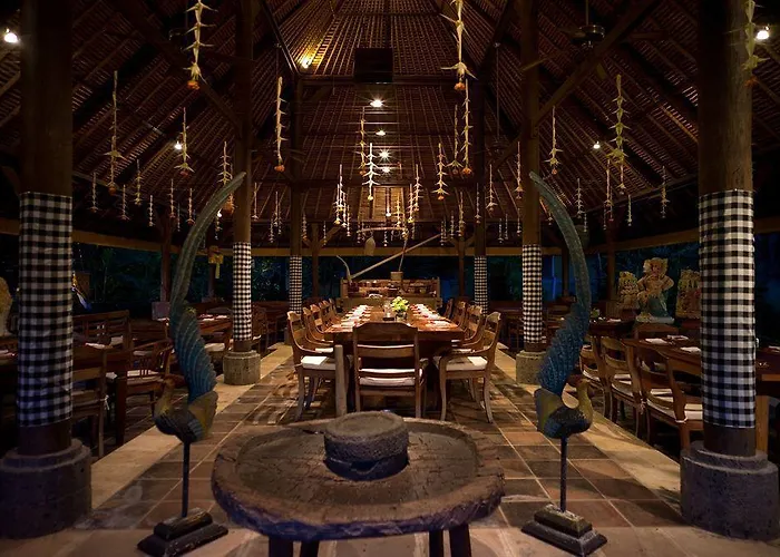 Rumah Bali 4*