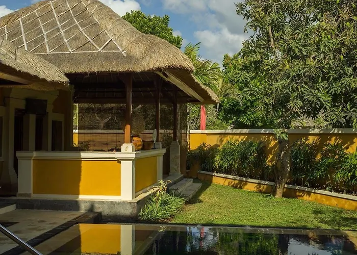 Resort Rumah Bali 4*